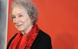 Margaret Atwood - Foire du Livre de Francfort, by ActuaLitté via Wikimedia Commons